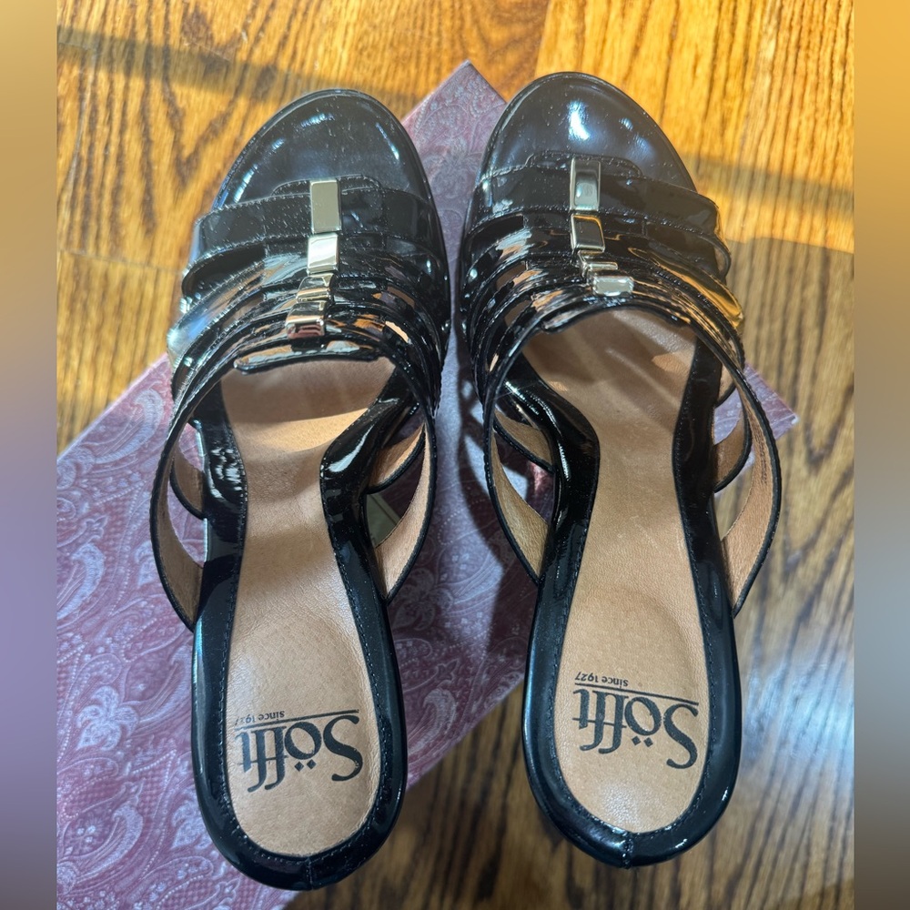 Sofft NIB Black Strappy Slingback Mules with Gold Accents, size 7.5 M